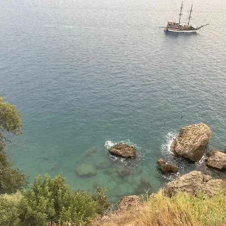 In The Middle 3* Antalya