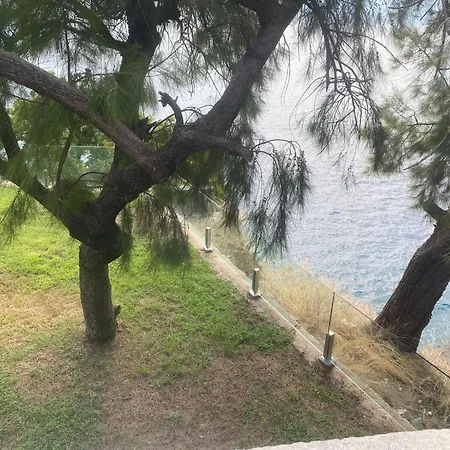 In The Middle Szálloda