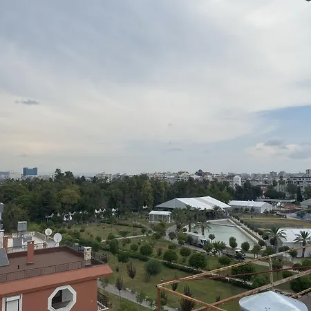 In The Middle Szálloda Antalya