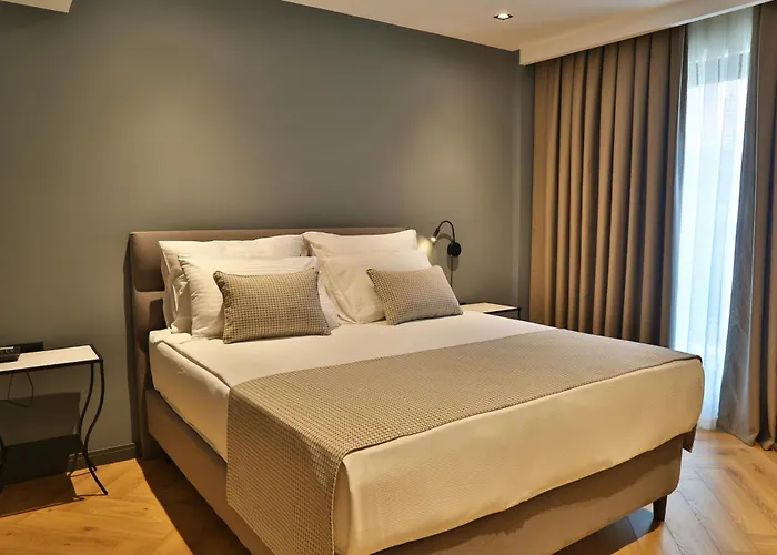 In The Middle Antalia