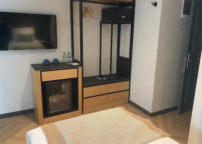 Hotel In The Middle Antalia
