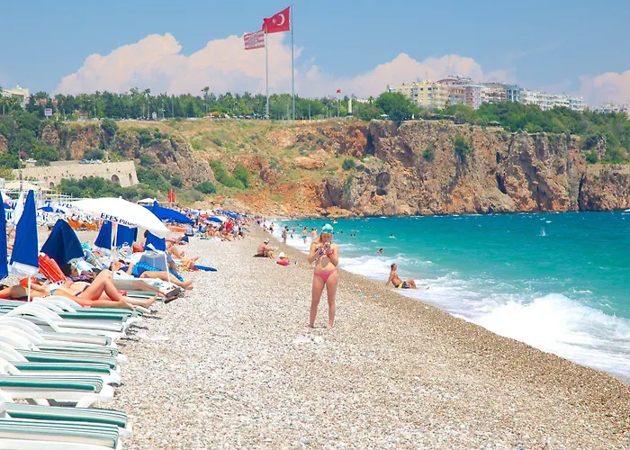 In The Middle Hotel 3*